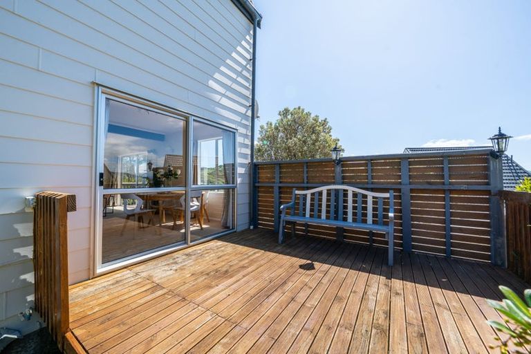Photo of property in 5 Anaheim Place, Churton Park, Wellington, 6037