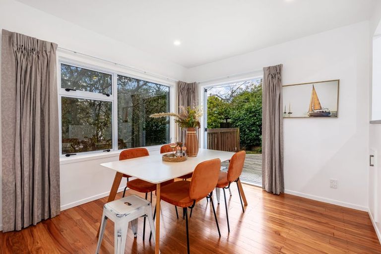 Photo of property in 7 Angell Street, Johnsonville, Wellington, 6037
