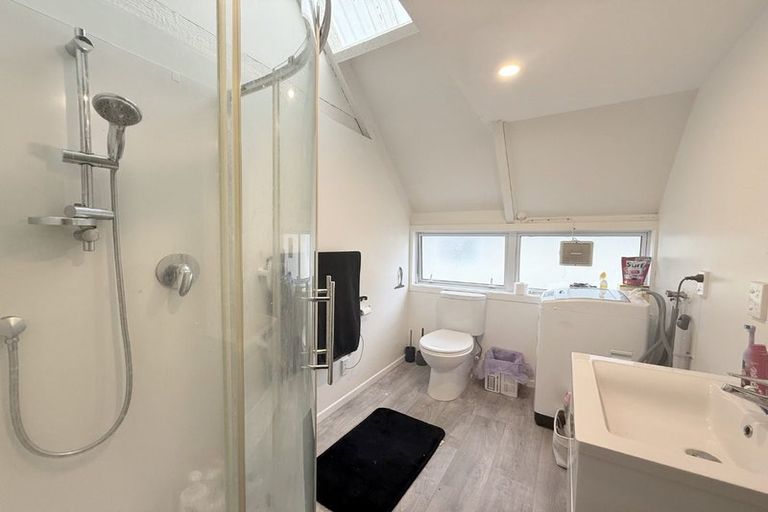 Photo of property in 10/118-122 Randwick Road, Moera, Lower Hutt, 5010