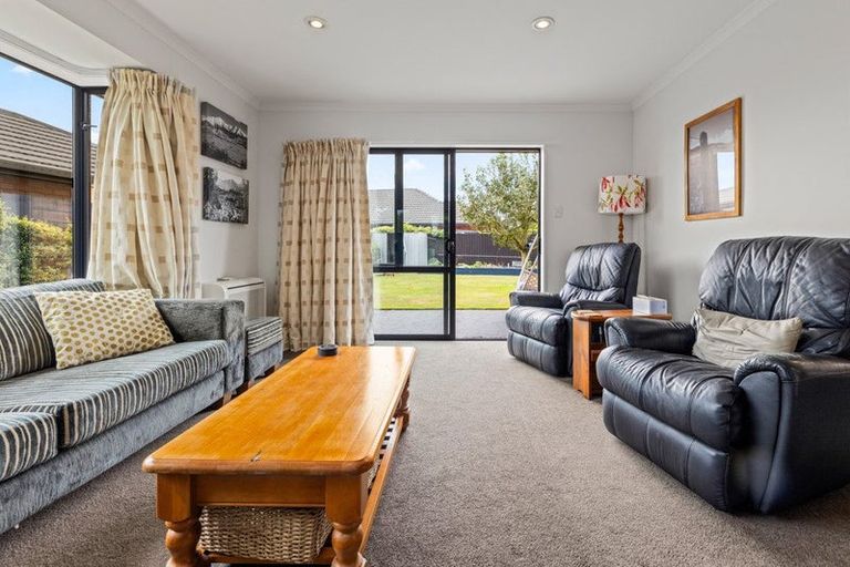 Photo of property in 16 Kildare Street, Northwood, Christchurch, 8051