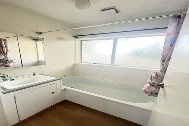 Photo of property in 28b James Road, Manurewa, Auckland, 2102