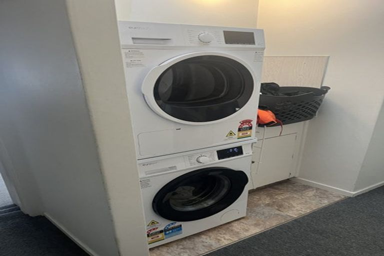 Photo of property in 5/124 Campbell Street, Karori, Wellington, 6012