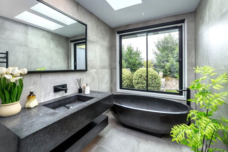 Photo of property in 30 Mcmaster Street, Greytown, 5712