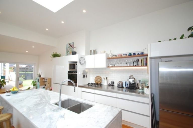 Photo of property in 87 Tiber Street, Island Bay, Wellington, 6023