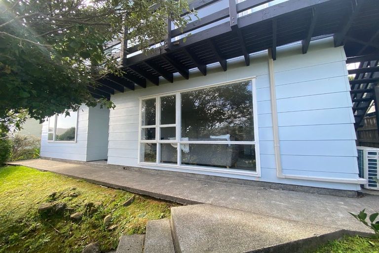 Photo of property in 64 Pembroke Road, Northland, Wellington, 6012