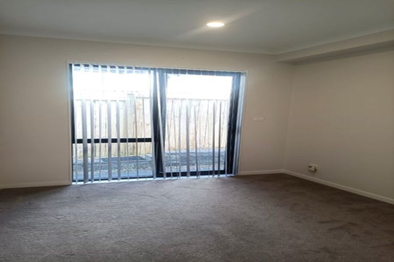 Photo of property in 58 Mettam Drive, Swanson, Auckland, 0614