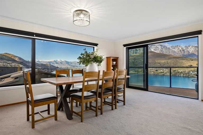 Photo of property in 7 Sunrise Lane, Queenstown, 9300