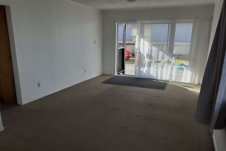 Photo of property in 192f1 Onepu Road, Lyall Bay, Wellington, 6022