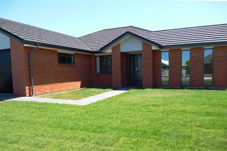 Photo of property in 7 Foxton Drive, Kaiapoi, 7630
