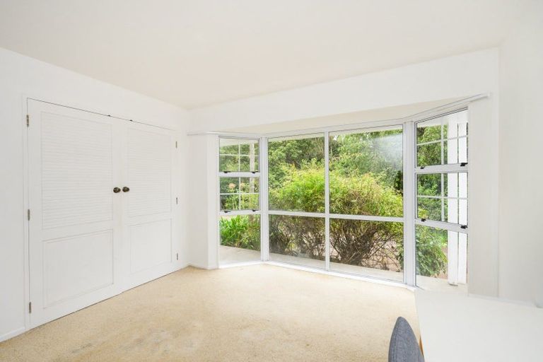Photo of property in 210 Old West Road, Turitea, Palmerston North, 4472