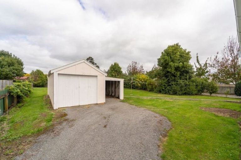 Photo of property in 16 Humphries Street, Greytown, 5712