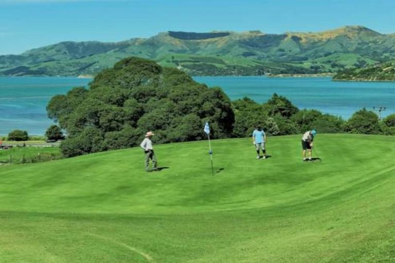 Photo of property in 37 Pawsons Valley Road, Duvauchelle, 7581