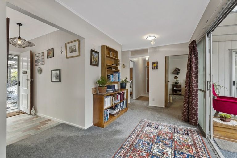 Photo of property in 89b Ngaio Road, Waikanae, 5036