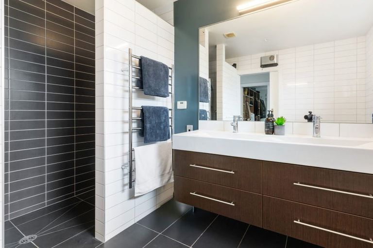 Photo of property in 186 Knowles Street, St Albans, Christchurch, 8052