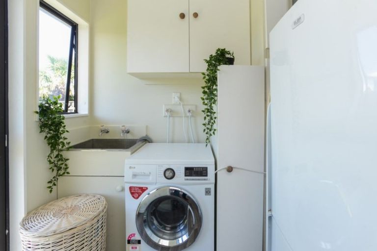 Photo of property in 205 Avondale Road, Greenmeadows, Napier, 4112