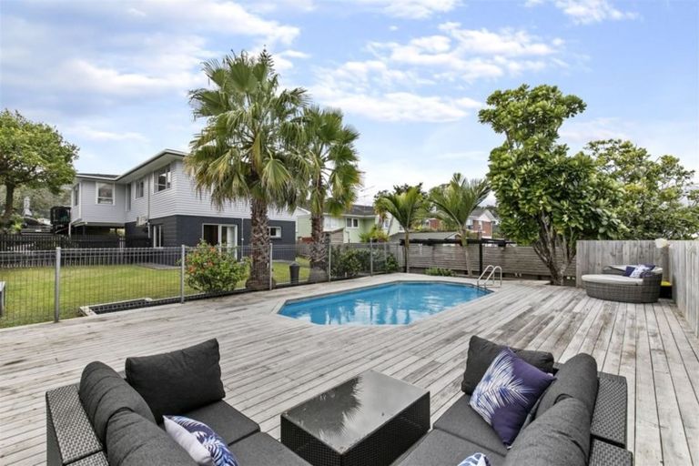 Photo of property in 46 Lynden Avenue, Hillcrest, Auckland, 0627