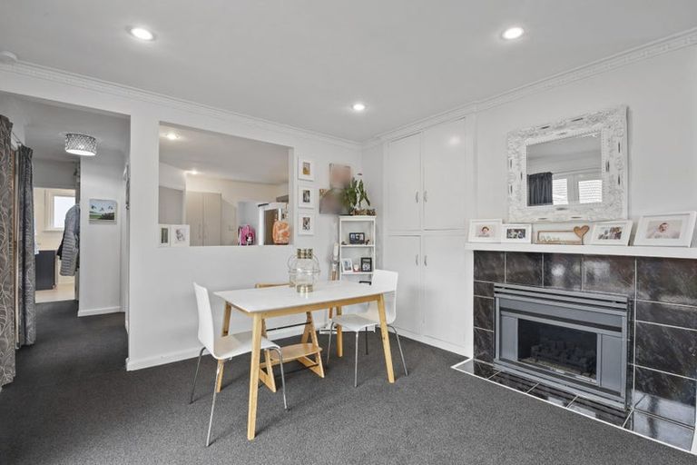 Photo of property in 1/204 Greers Road, Bryndwr, Christchurch, 8053