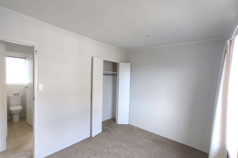 Photo of property in 1/17 Marriott Road, Pakuranga, Auckland, 2010
