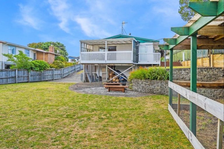 Photo of property in 14 Hollis Road, Paraparaumu Beach, Paraparaumu, 5032