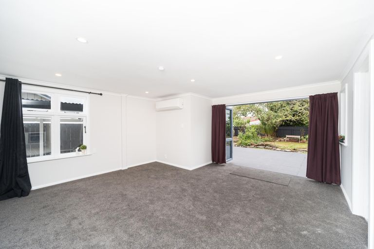 Photo of property in 85 Shamrock Street, Takaro, Palmerston North, 4412