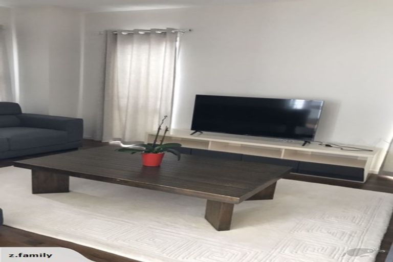 Photo of property in 15 Frisken Road, Flat Bush, Auckland, 2019