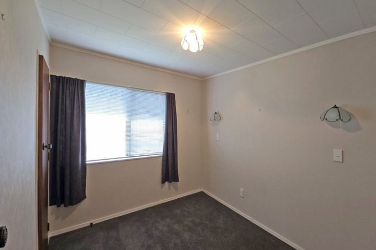 Photo of property in 56 Avondale Road, Taradale, Napier, 4112