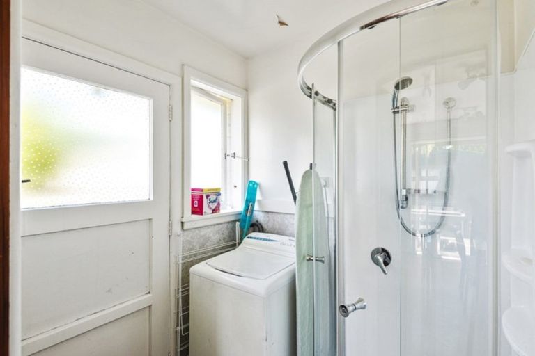 Photo of property in 54 Peer Street, Upper Riccarton, Christchurch, 8041