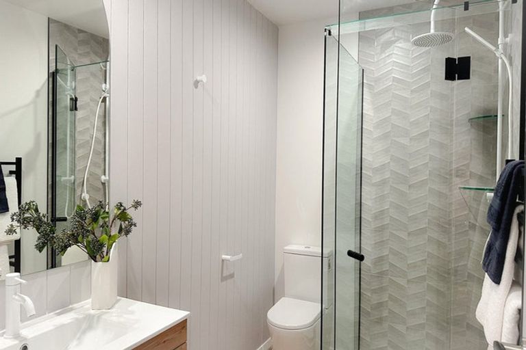 Photo of property in 2 Tiraumea Street, Palmerston North, 4410