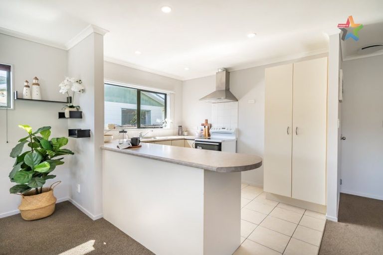 Photo of property in 5b Kilkenny Grove, Wainuiomata, Lower Hutt, 5014