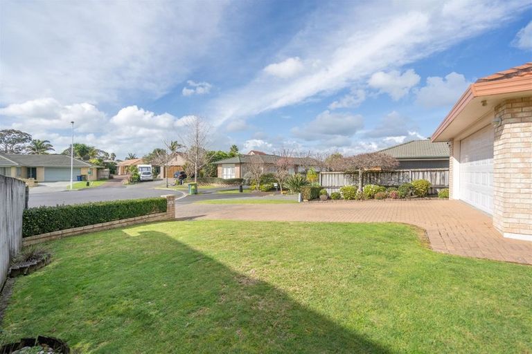 Photo of property in 39 Starlight Cove, Hobsonville, Auckland, 0618