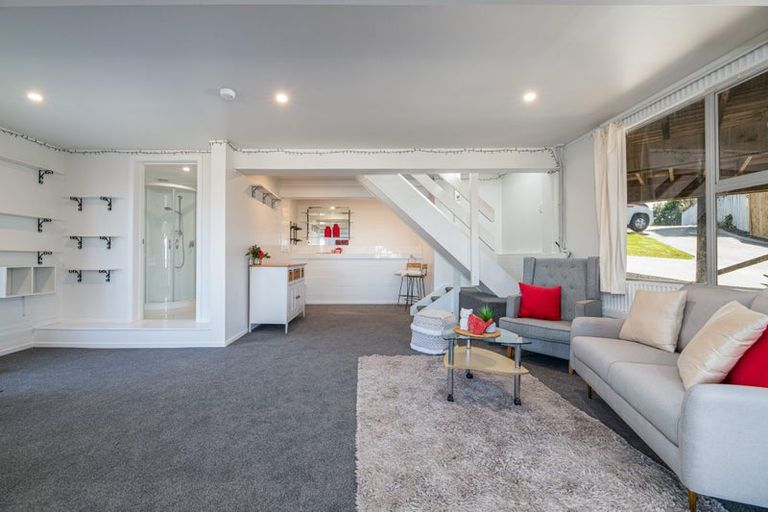 Photo of property in 9 Dundas Place, Henderson, Auckland, 0612