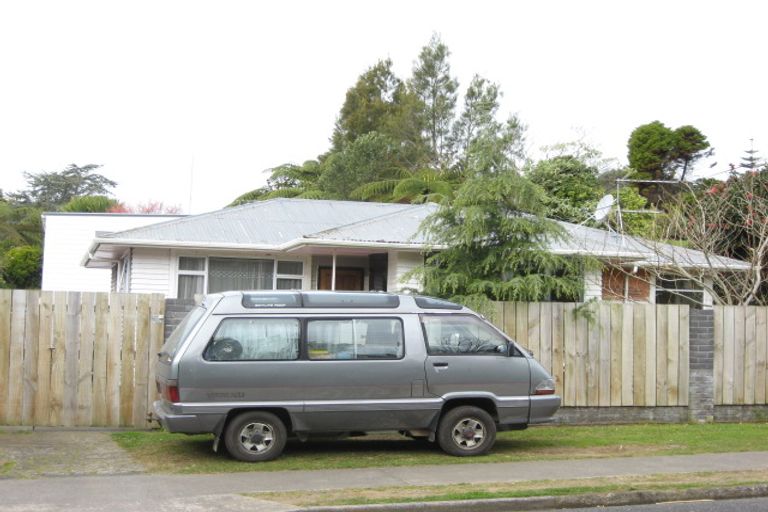 Photo of property in 57 Awanui Street, Merrilands, New Plymouth, 4312