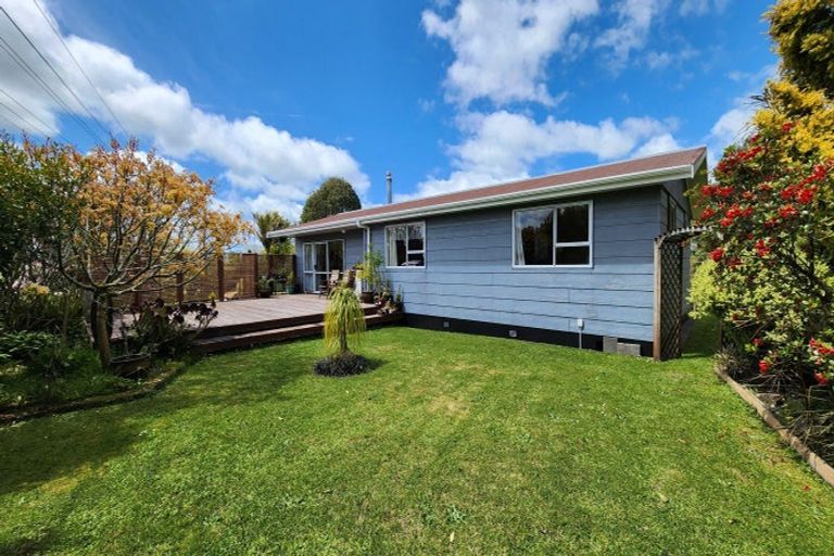 Photo of property in 22 Beaconsfield Road, Midhirst, Stratford, 4394