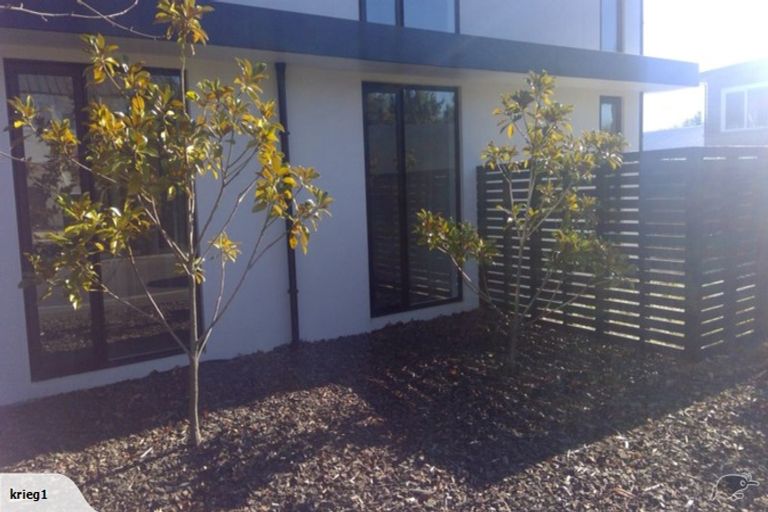 Photo of property in 4/277 Kilmore Street, Christchurch Central, Christchurch, 8011