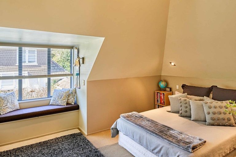 Photo of property in 1 Manuka Avenue, Woburn, Lower Hutt, 5010