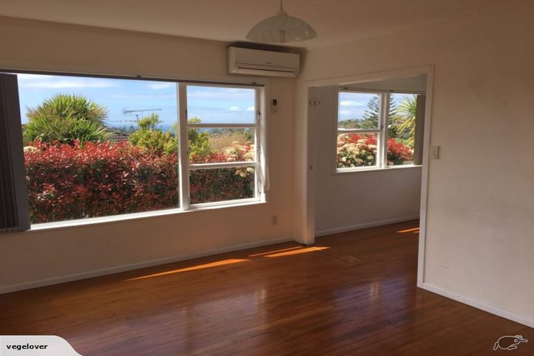 Photo of property in 63 Glamorgan Drive, Torbay, Auckland, 0630