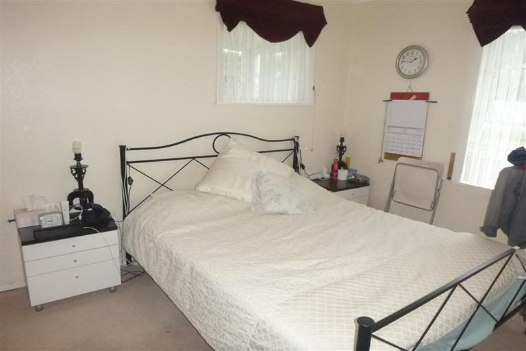 Photo of property in 16 Peel Place, Wainuiomata, Lower Hutt, 5014