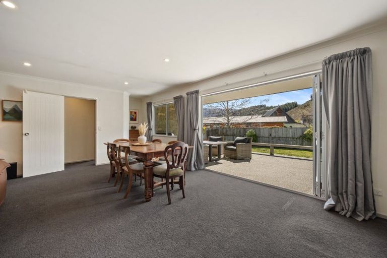 Photo of property in 114 Shields Street, Clyde, 9330