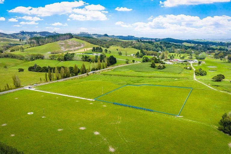 Photo of property in 339 West Coast Road, Makarau, Warkworth, 0981