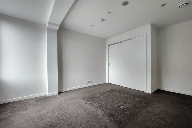 Photo of property in Nouvo Apartments, 4f/21 Rugby Street, Mount Cook, Wellington, 6021
