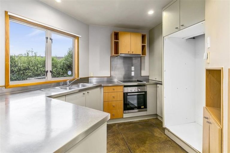 Photo of property in 6c Forest Hill Road, Henderson, Auckland, 0612