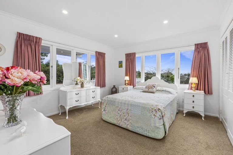 Photo of property in 105 Glendhu Road, Bayview, Auckland, 0629