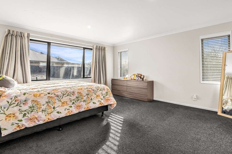 Photo of property in 10 Greenstone Street, Rolleston, 7614