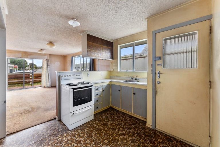 Photo of property in 56f2- Ward Street, Trentham, Upper Hutt, 5018