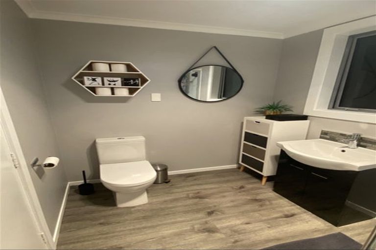 Photo of property in 98 Salford Street, Windsor, Invercargill, 9810