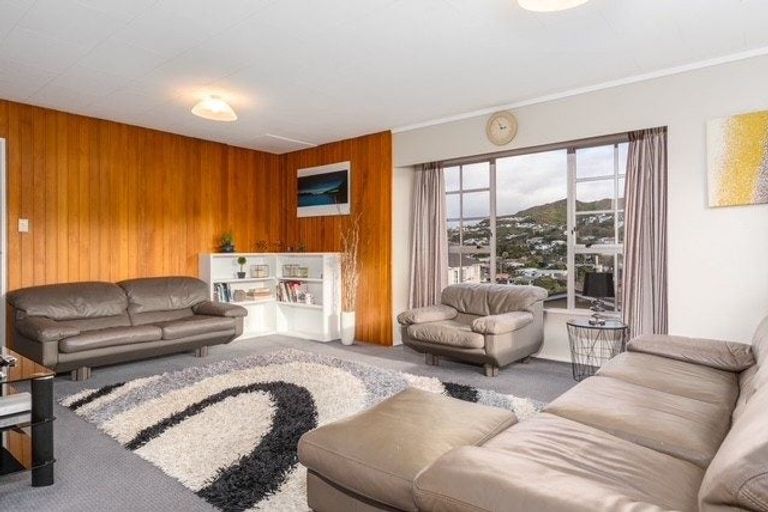 Photo of property in 7 Tralee Place, Johnsonville, Wellington, 6037