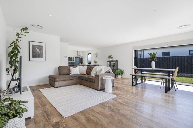 Photo of property in 27 Lusk Street, Rangiora, 7400
