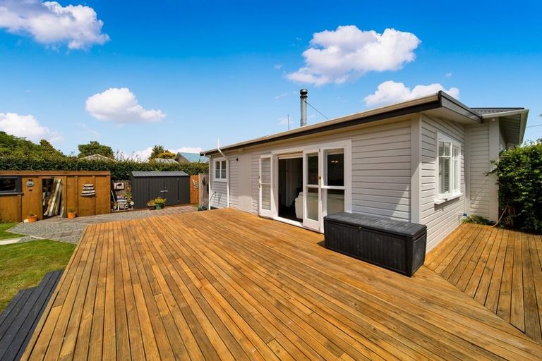 Photo of property in 128 Miranda Street, Stratford, 4332