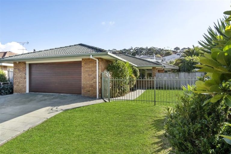 Photo of property in 39 Kensington Terrace, Gulf Harbour, Whangaparaoa, 0930