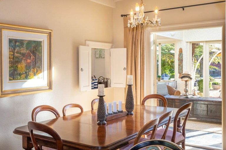 Photo of property in 5 Brassey Road, Saint Johns Hill, Whanganui, 4500